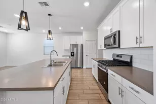 4121 S 67th Dr, Phoenix, AZ 85043 - Photo 13