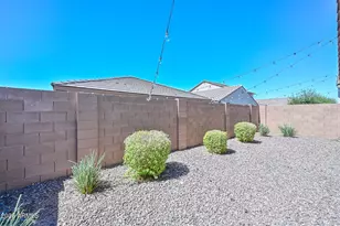 14203 W Voltaire St, Surprise, AZ 85379 - Photo 11