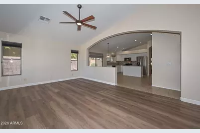 11225 W Cambridge Avenue, Avondale, AZ 85392 - Photo 5