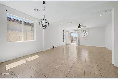 17865 W Daley Lane, Surprise, AZ 85387 - Photo 7