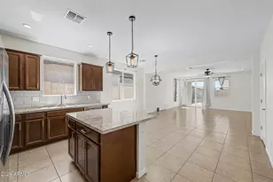 17865 W Daley Ln, Surprise, AZ 85387 - Photo 9