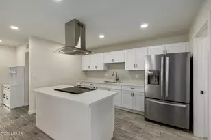 3700 W Keim Dr, Phoenix, AZ 85019 - Photo 1