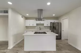 3700 W Keim Dr, Phoenix, AZ 85019 - Photo 11