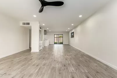 3700 W Keim Drive, Phoenix, AZ 85019 - Photo 5
