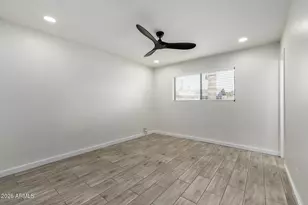 3700 W Keim Dr, Phoenix, AZ 85019 - Photo 13