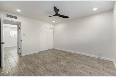 3700 W Keim Drive, Phoenix, AZ 85019 - Photo 13
