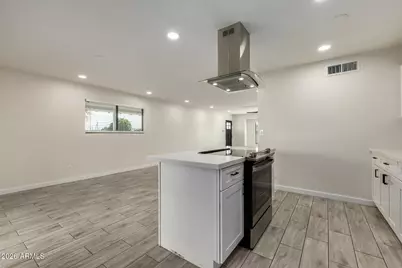 3700 W Keim Drive, Phoenix, AZ 85019 - Photo 9