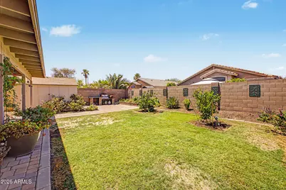 16574 W Cottonwood Street, Surprise, AZ 85388 - Photo 29