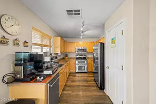 16574 W Cottonwood St, Surprise, AZ 85388 - Photo 11