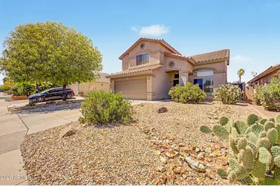 16574 W Cottonwood Street, Surprise, AZ 85388 - Photo 3