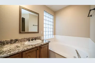 9138 W Clara Lane, Peoria, AZ 85382 - Photo 27