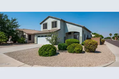 9138 W Clara Lane, Peoria, AZ 85382 - Photo 3