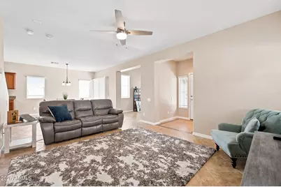 5349 W Molly Lane, Phoenix, AZ 85083 - Photo 7