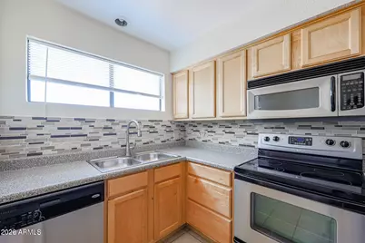 11640 N 51st Avenue #212, Glendale, AZ 85304 - Photo 9