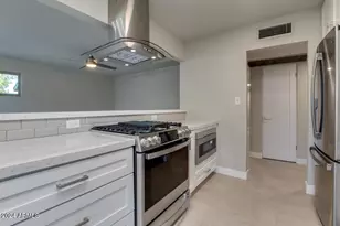554 W 19th St, Tempe, AZ 85281 - Photo 21