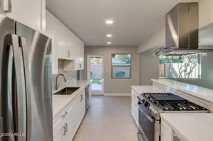 554 W 19th St, Tempe, AZ 85281 - Photo 19