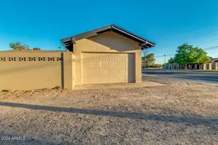 554 W 19th St, Tempe, AZ 85281 - Photo 47