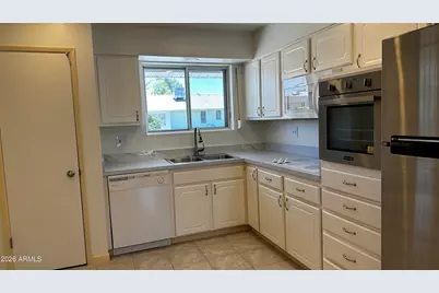 10024 W Denham Drive, Sun City, AZ 85351 - Photo 7