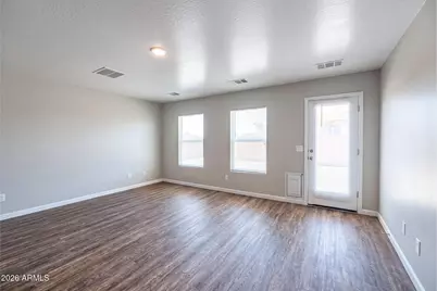 15196 S Avalon Road, Arizona City, AZ 85123 - Photo 3