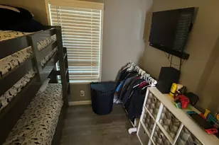 8601 N 71st Ave, Glendale, AZ 85301 - Photo 9
