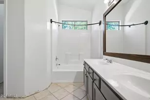 22227 N 29th Dr, Phoenix, AZ 85027 - Photo 31