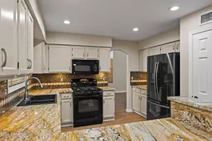 3402 E Windsong Dr, Phoenix, AZ 85048 - Photo 21