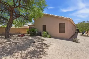 24015 N 21st Wy, Phoenix, AZ 85024 - Photo 43