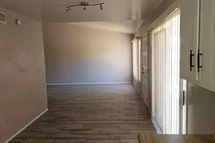 35 W Concorda Dr, Tempe, AZ 85282 - Photo 7