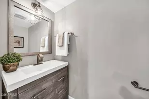 4701 N 68th St, Scottsdale, AZ 85251 - Photo 7