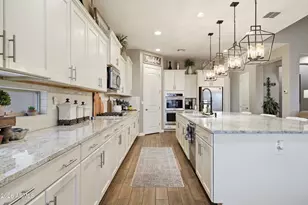 10650 W Electra Ln, Peoria, AZ 85383 - Photo 11
