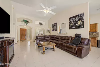 373 W Primoroso Drive, Gilbert, AZ 85233 - Photo 3
