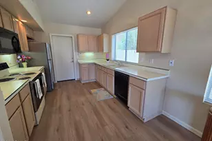 11548 W Pronghorn Ct, Surprise, AZ 85378 - Photo 13