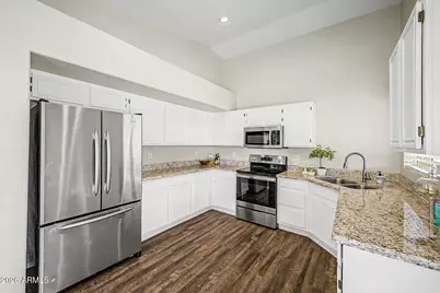 8408 W Bloomfield Road W, Peoria, AZ 85381 - Photo 9