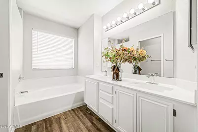 8408 W Bloomfield Road W, Peoria, AZ 85381 - Photo 17