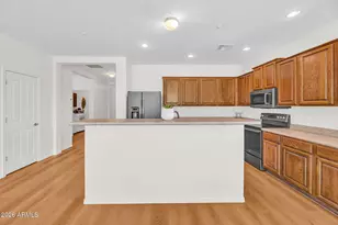12611 W Ashby Dr, Peoria, AZ 85383 - Photo 9
