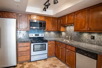 7950 E Camelback Road #Unit 203, Scottsdale, AZ 85251 - Photo 5