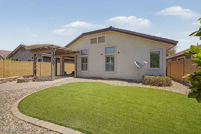 4207 E Sandy Way, Gilbert, AZ 85297 - Photo 9