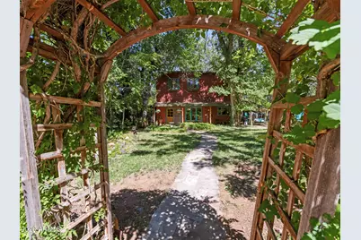 251 Bear Wallow Lane, Sedona, AZ 86336 - Photo 3