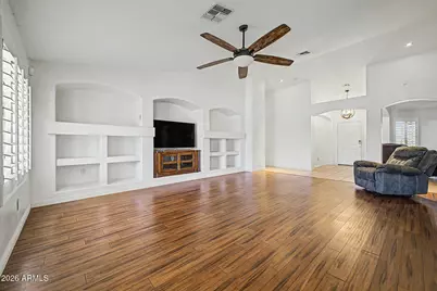 8387 W Luke Avenue, Glendale, AZ 85305 - Photo 9
