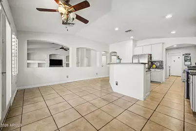 8387 W Luke Avenue, Glendale, AZ 85305 - Photo 11