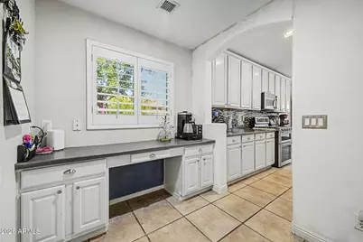 8387 W Luke Avenue, Glendale, AZ 85305 - Photo 15