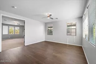 3734 E Matthew Dr, Phoenix, AZ 85050 - Photo 11