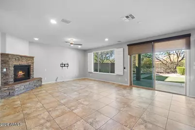 3734 E Matthew Drive, Phoenix, AZ 85050 - Photo 5