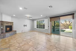 3734 E Matthew Dr, Phoenix, AZ 85050 - Photo 5