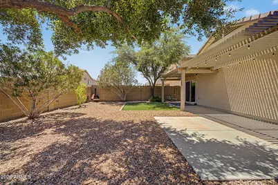 11571 W Purdue Avenue, Youngtown, AZ 85363 - Photo 27