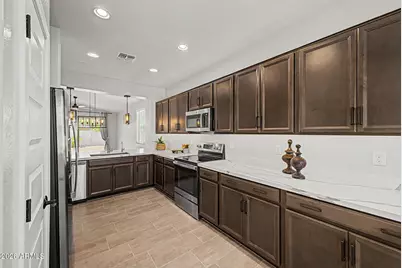 13205 W Claret Cup Road, Peoria, AZ 85383 - Photo 15