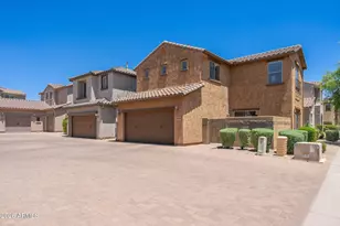 3954 E Melinda Dr, Phoenix, AZ 85050 - Photo 3