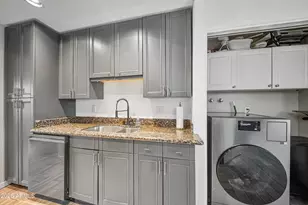 3915 E Yucca St, Phoenix, AZ 85028 - Photo 9
