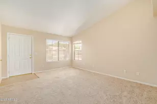 1101 W Goldfinch Way, Chandler, AZ 85286 - Photo 3