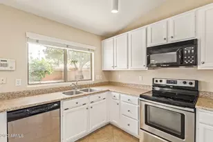 1101 W Goldfinch Way, Chandler, AZ 85286 - Photo 9